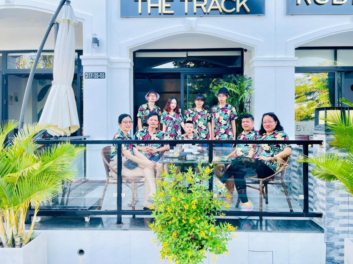 The Track Homestay - Near Bai Dai Beach Cam Lam Exterior photo